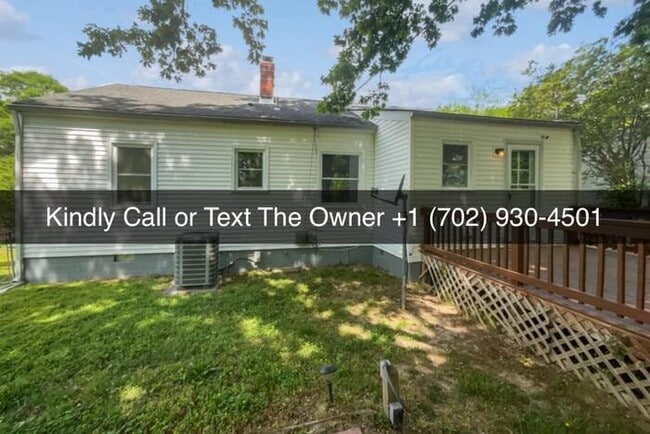Building Photo - SINGLE FAMILY RESIDENCE