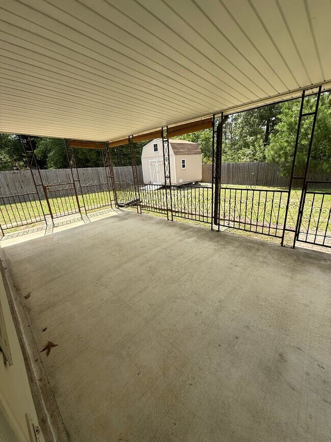 Building Photo - CALL or Text 910-284-4804 TO SCHEDULE