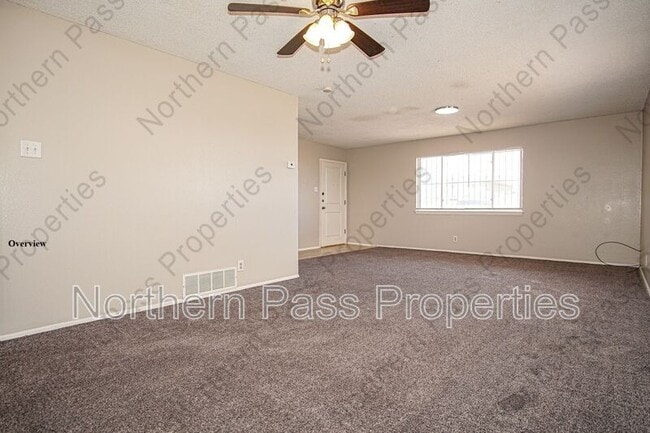 Building Photo - 3530 Hamilton Ave