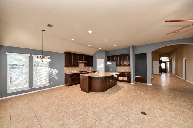 Building Photo - 2003 Sequoia Trail Ln