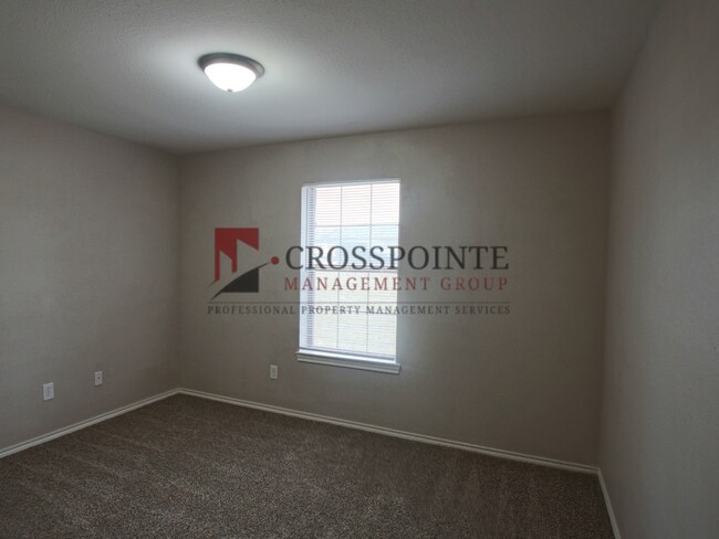 Building Photo - Tour Today! 3 Bedroom Duplex for Rent in Lindale!