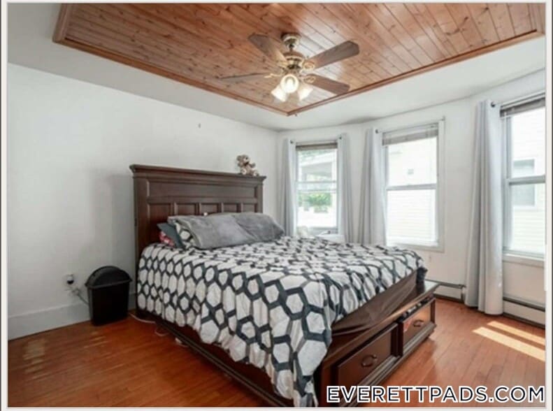 Building Photo - 121 Hancock St