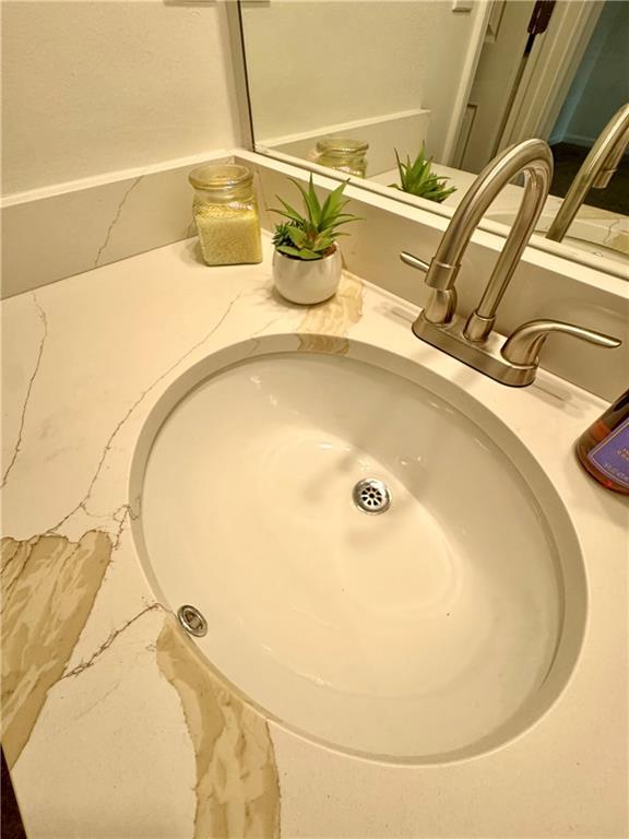 Building Photo - 1300 Duvall Pl