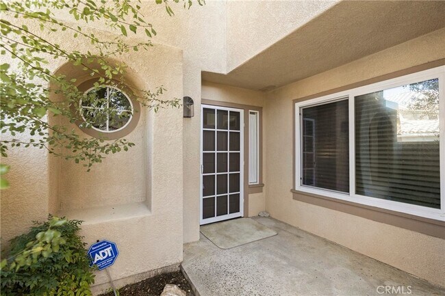 Building Photo - 134 Encantado Canyon