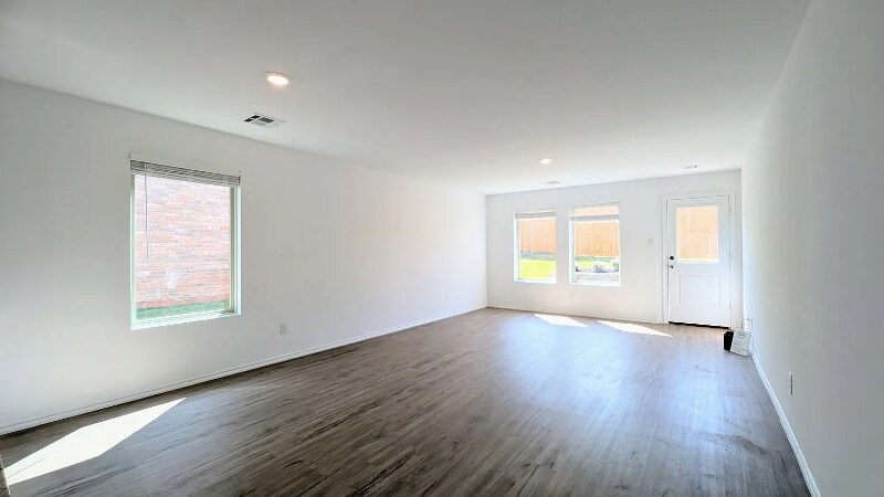 Building Photo - 3306 NW 148th St