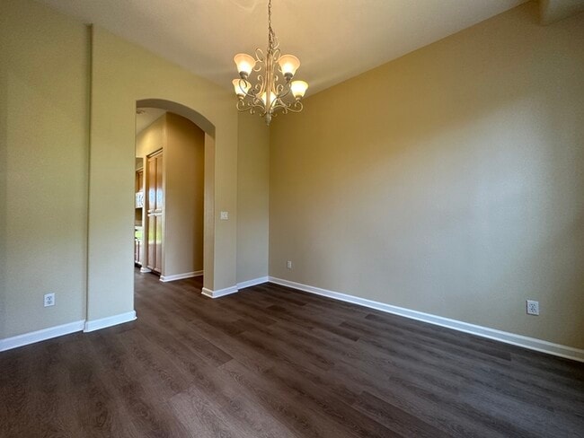 Building Photo - Beautiful, newly remodeled home in Fair Oaks!