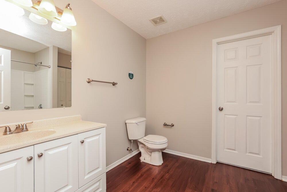 Building Photo - 5576 Dory Dr