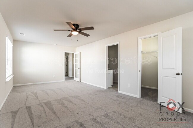 Building Photo - 6295 Fairfax Ct