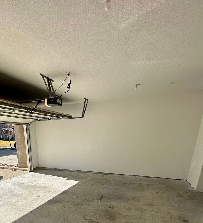 Building Photo - 26850 U.S. 380 Apt #155, Aubrey, TX 76227 - 1 BR 1 BA townhouse