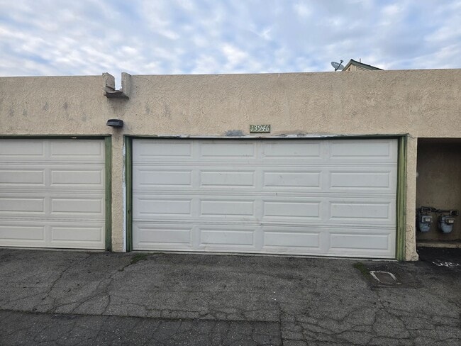 Building Photo - Beautiful Townhome for Rent