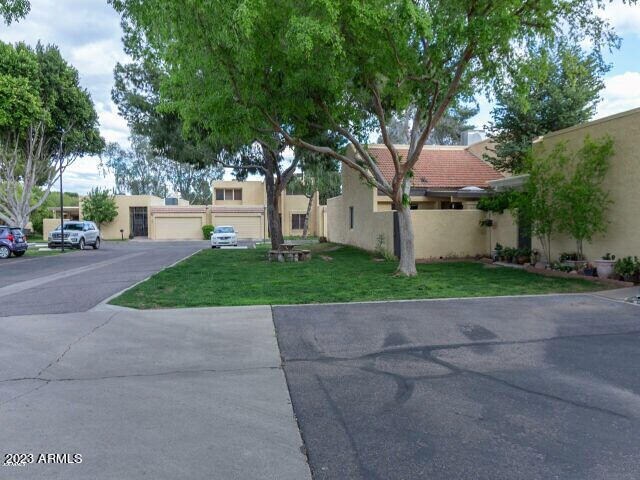 Building Photo - 6216 N 21st Dr