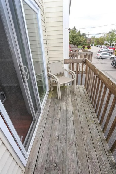 Building Photo - 106 Weston Rd