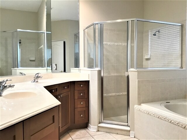 Building Photo - 12627 Lake Sawyer Dr
