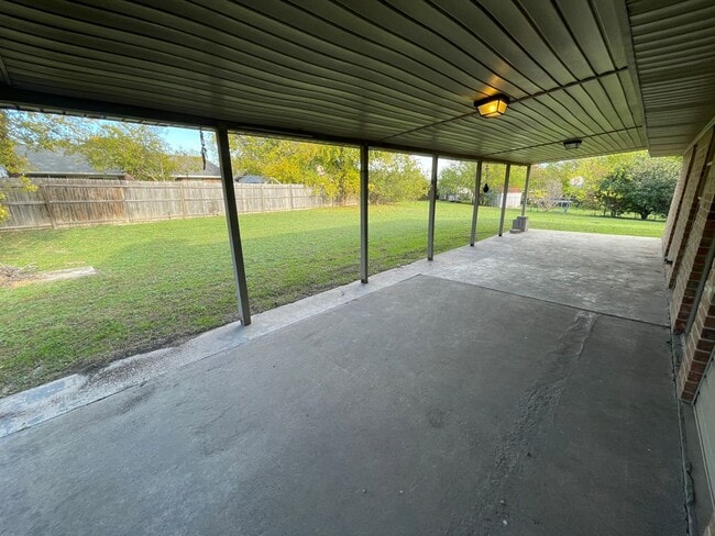 Building Photo - 2902 Trailridge Cir