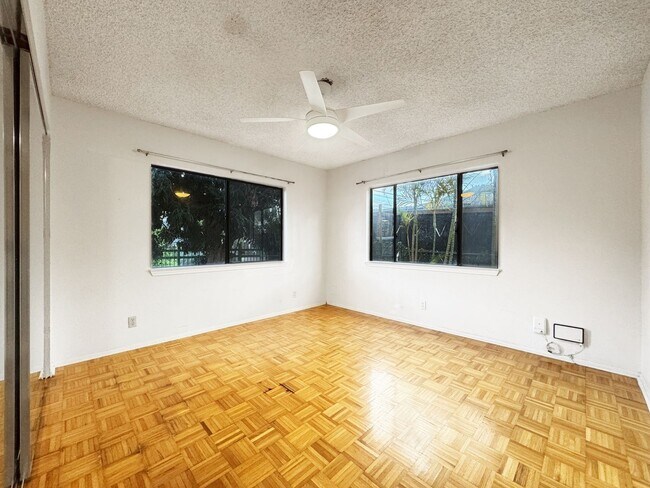 Building Photo - 2336-ST