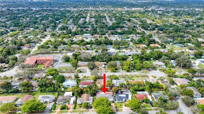 Building Photo - 12890 NE Miami Ct