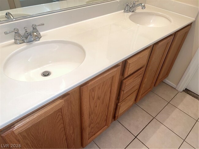 Building Photo - 10236 Wolf Pack Ln