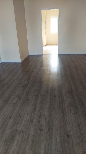 Building Photo - 10214 Woodworth Ave