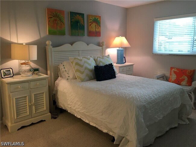 Building Photo - 4140 Crayton Rd