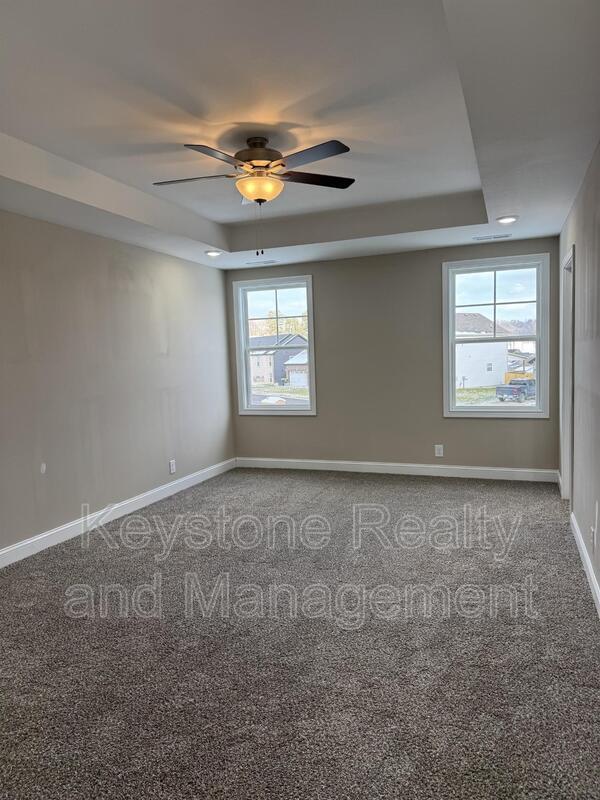 Building Photo - 122 Ralph Ct
