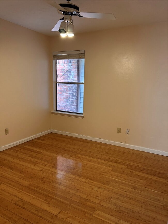 Building Photo - 16327 Beretta Ct