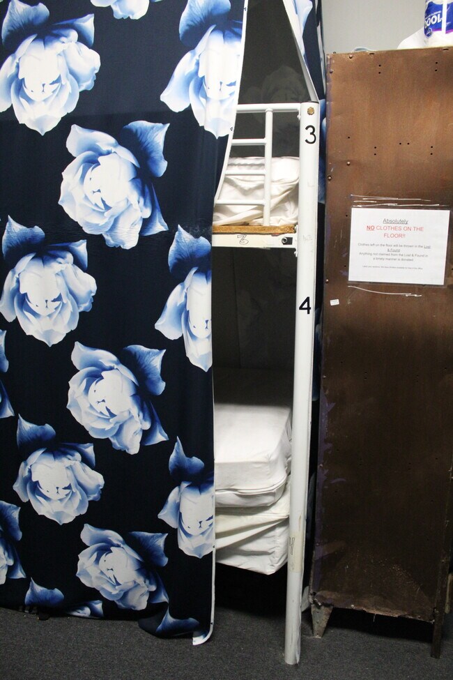 Building Photo - Room #1