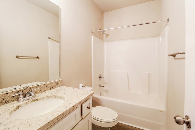 Building Photo - Beautiful 3 Bedroom: Ashton Floorplan