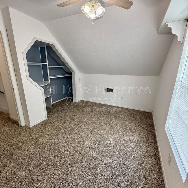 Building Photo - 1001 Weiss Ave