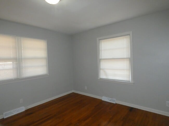 Building Photo - 4801 NW 61st St