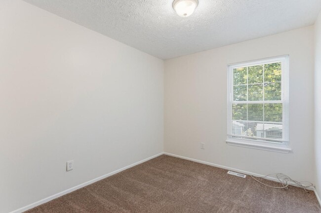 Building Photo - 6319 Harris Heights Ave