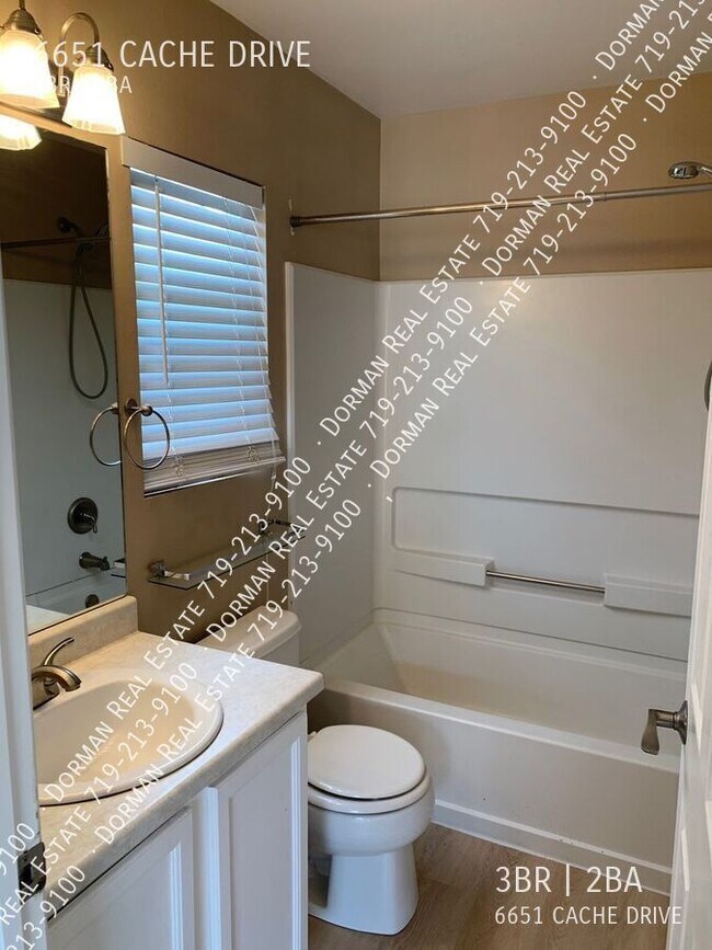 Building Photo - 6651 Cache Dr