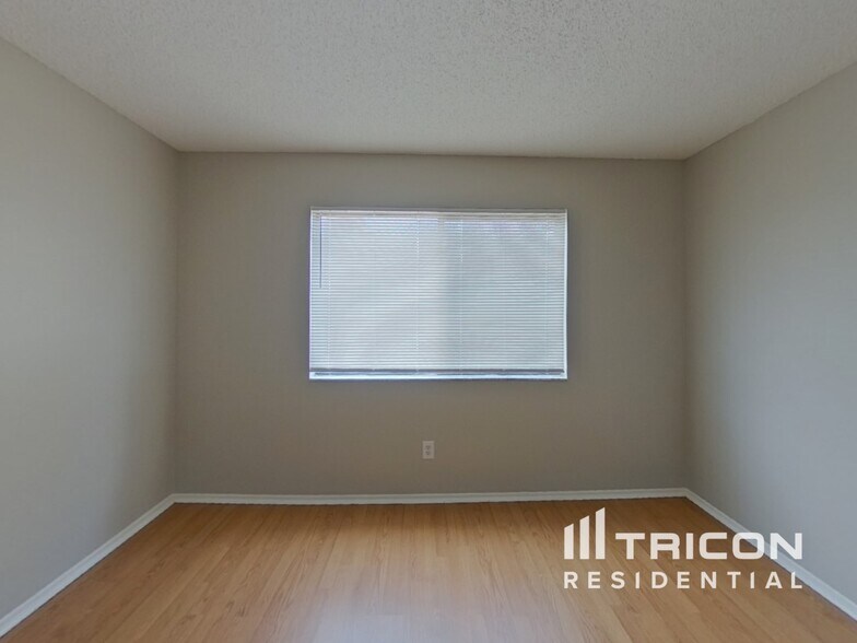 Building Photo - 7914 Tumblestone Dr
