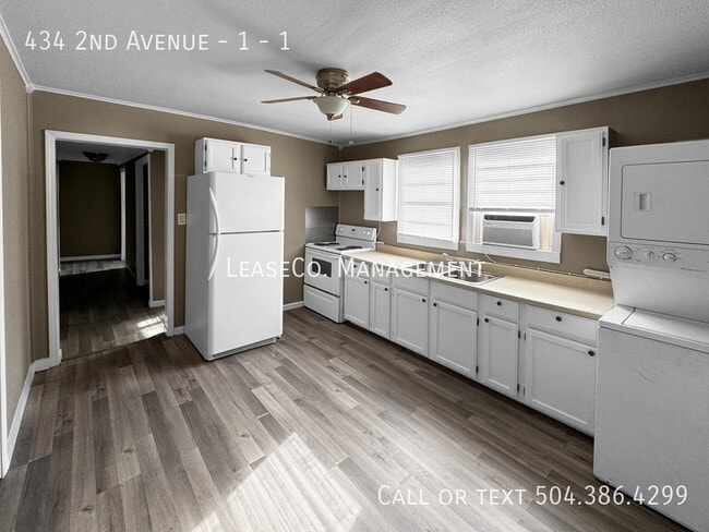 Building Photo - 434 2nd Ave