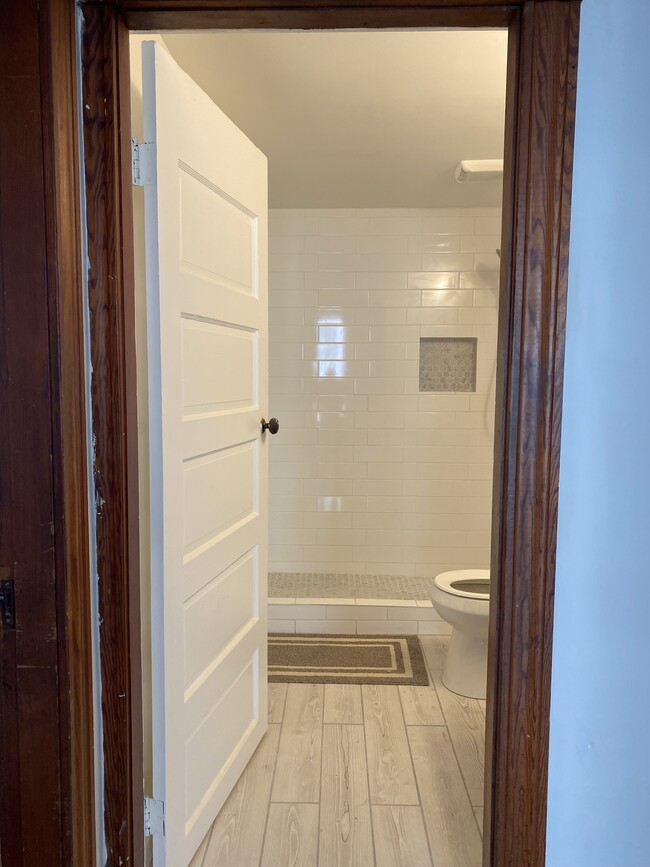 Building Photo - 24 Huxley Ave