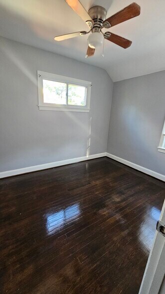 Bedroom 2 - 118 Forrester St SW