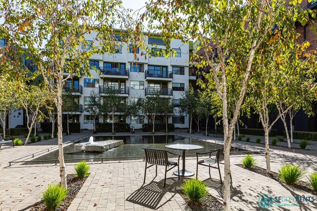 Building Photo - Dogpatch: Exceptional 1 Bed 1.5 Bath Condo @ Esprit Park with Garage Parking and Storage