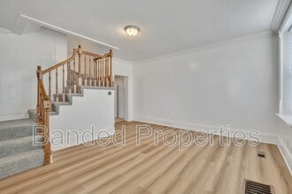 Building Photo - 741 E Center St