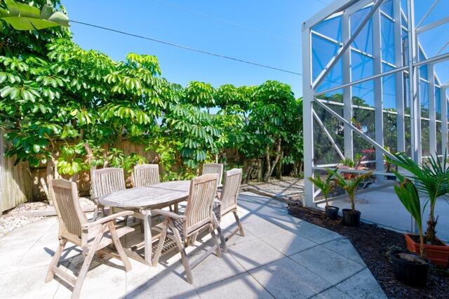 Building Photo - 5125 SE Matousek St