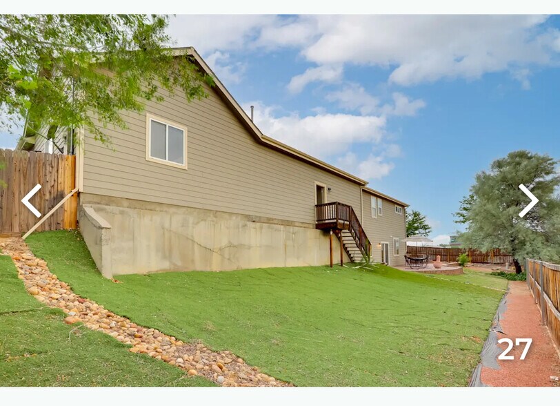 Building Photo - 410 S 36th Ave