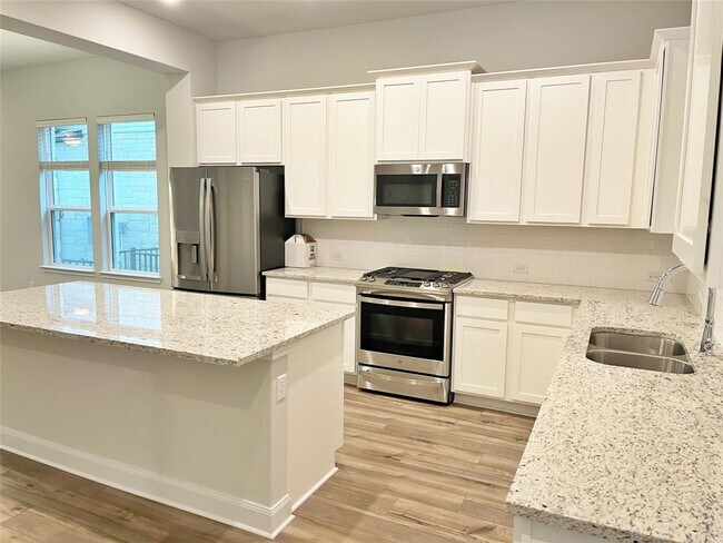 Building Photo - 240 Revere Dr