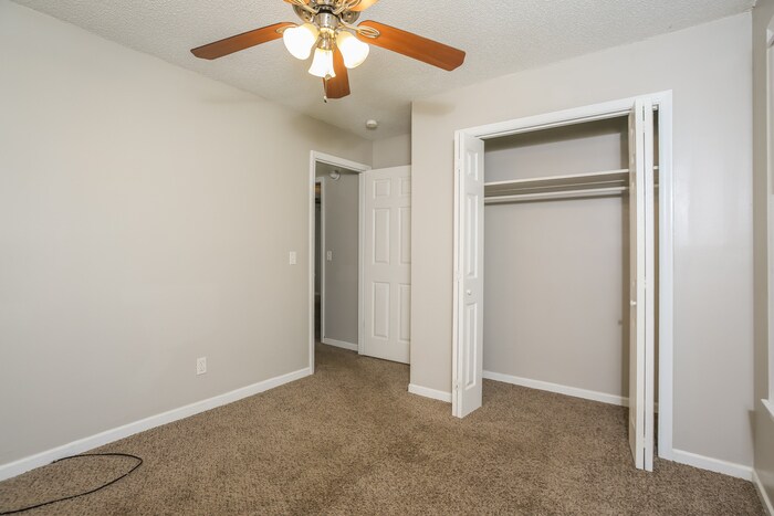 Building Photo - 501 Friarsgate Blvd