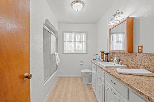 Building Photo - 112 College Way