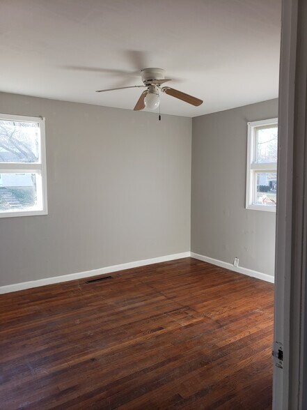 Building Photo - 4501 N Tracy Ave