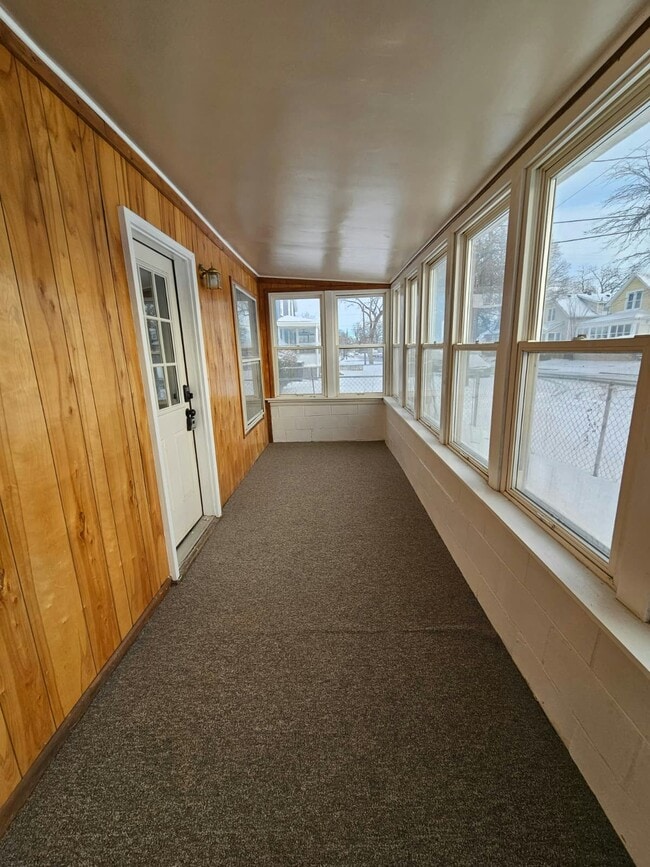 Building Photo - 2644 4th St