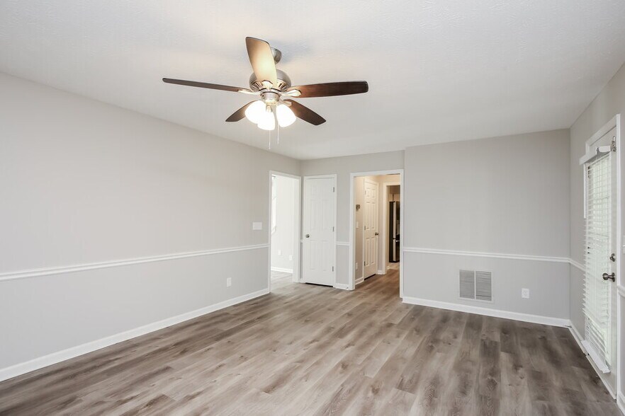 Building Photo - 1448 Christiana Dr