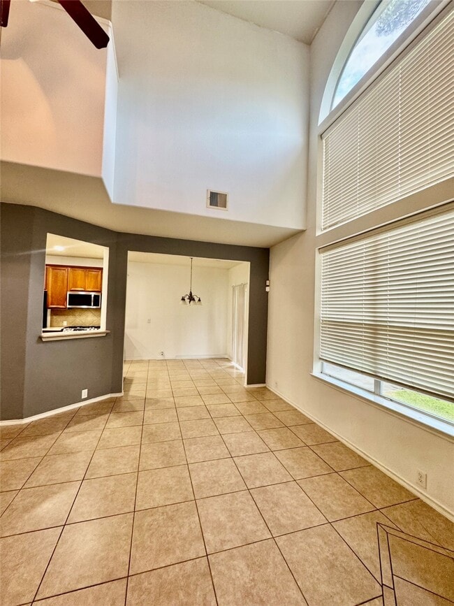 Building Photo - 13600 Breton Ridge St