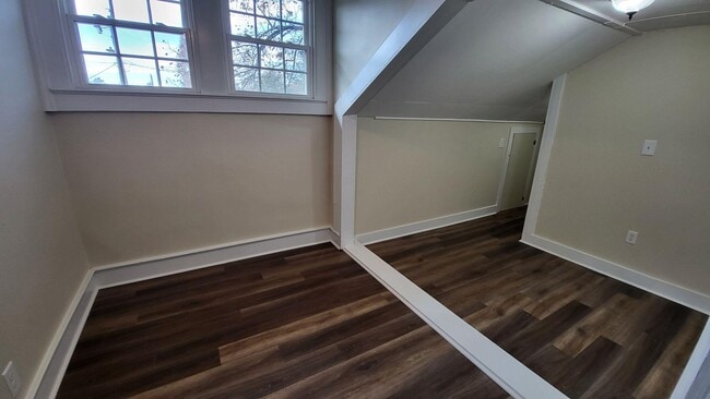 Building Photo - 500 Carthage Rd