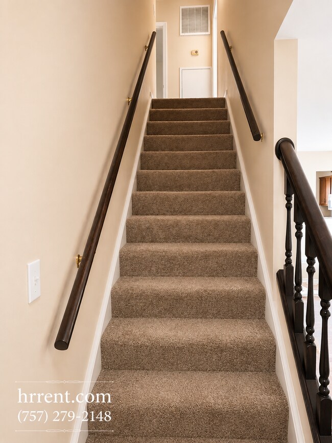 Building Photo - Amazing 3 Bedroom 2 Bathroom  Two-Story Single Family townhome located in the Nottingham-Westmore...