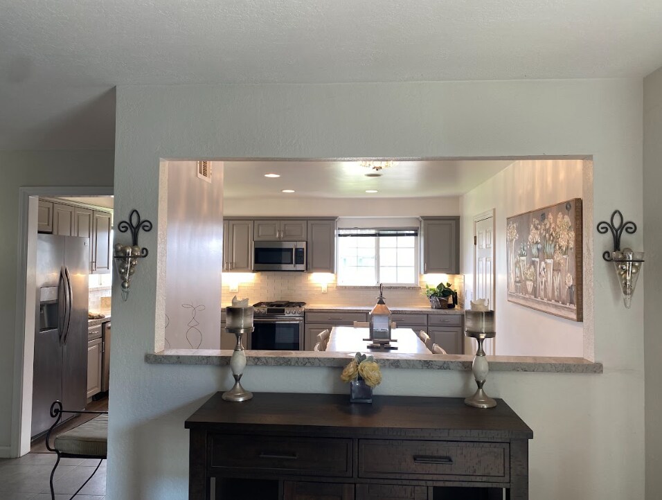 Building Photo - 5383 Woodstock Way