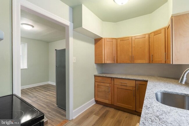 Building Photo - 112 E Township Line Rd